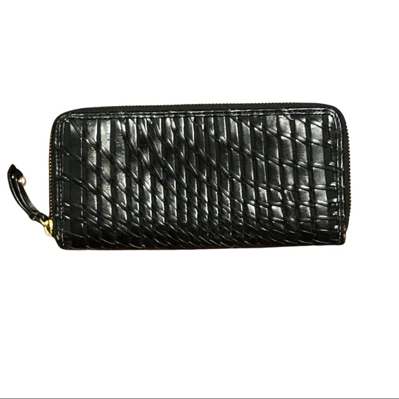 Cole Haan Genevieve Leather Zip Around Wallet - Picture 2 of 12